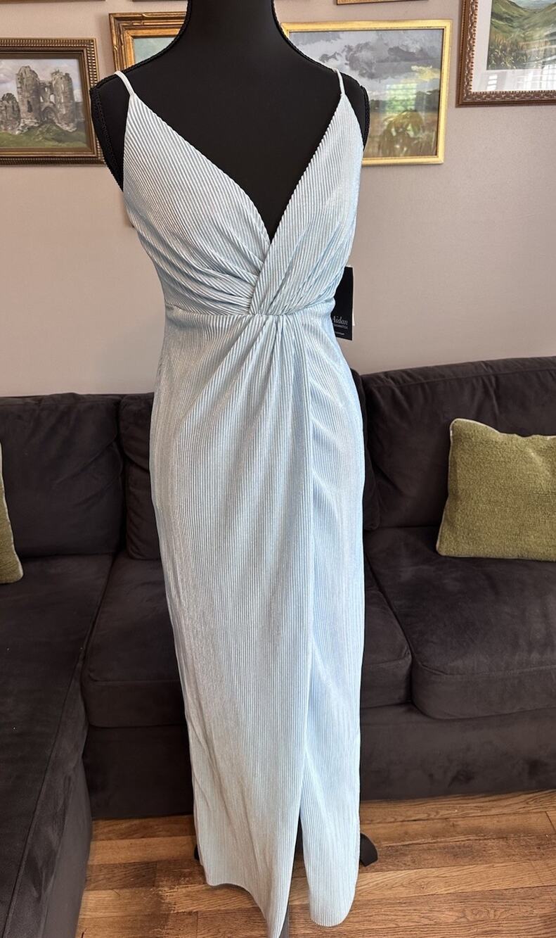 Aidan Mattox V-neck Twist Front Gown Size 0 Light Blue Pleated $245 Wedding READ